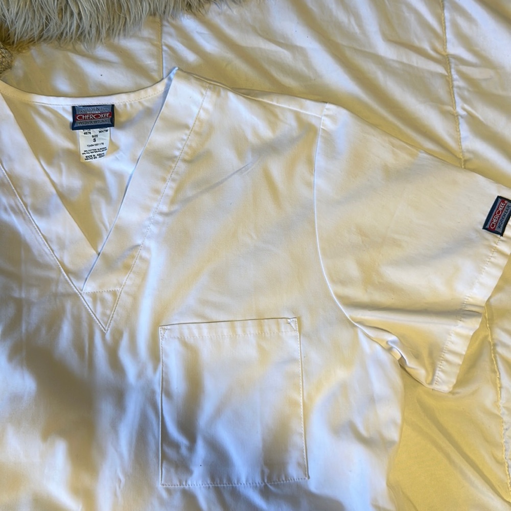 WHITE CHEROKEE SCRUB SET